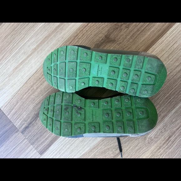 Authentic Balenciaga Race Runner sneakers size 8 - Picture 5 of 8